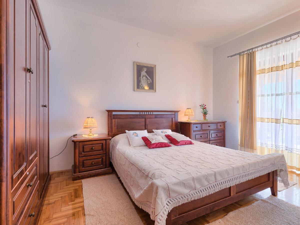 Holiday home Ana Lucija - Rca508 By Interhome Pula