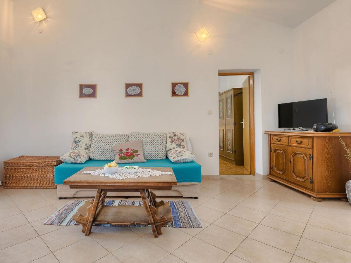 Holiday home Ana Lucija - Rca508 By Interhome